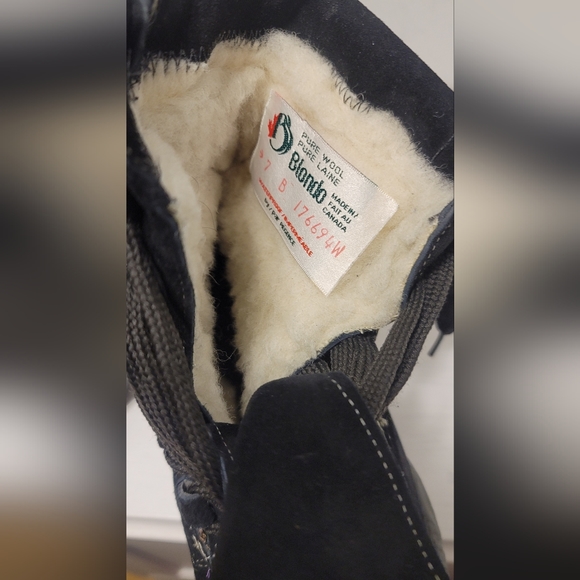 Vintage Blondo Women's Suede Pure Wool Waterproof, Size 7 Snow Boots - Picture 5 of 16